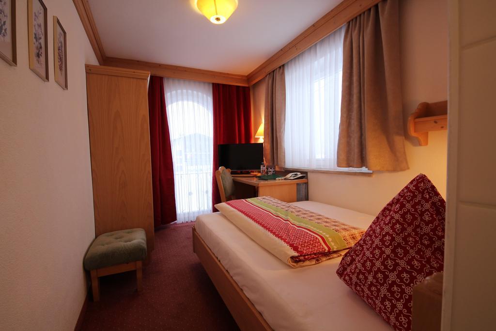 Hotel Garni Laerchenhof Lech am Arlberg Ngoại thất bức ảnh