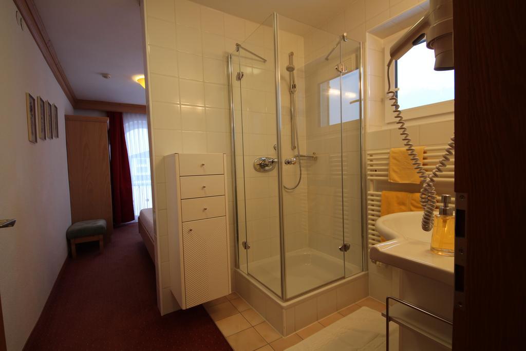 Hotel Garni Laerchenhof Lech am Arlberg Ngoại thất bức ảnh