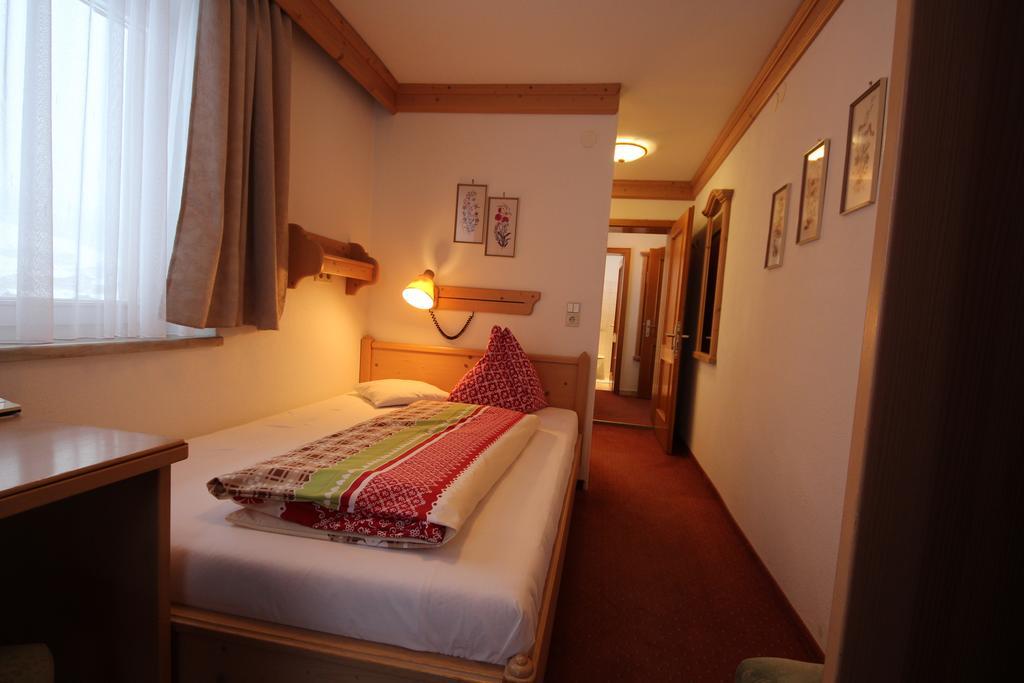 Hotel Garni Laerchenhof Lech am Arlberg Ngoại thất bức ảnh