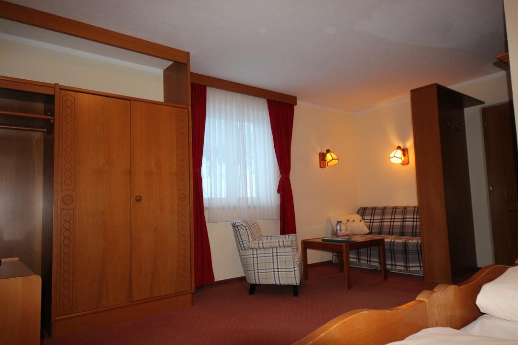 Hotel Garni Laerchenhof Lech am Arlberg Ngoại thất bức ảnh