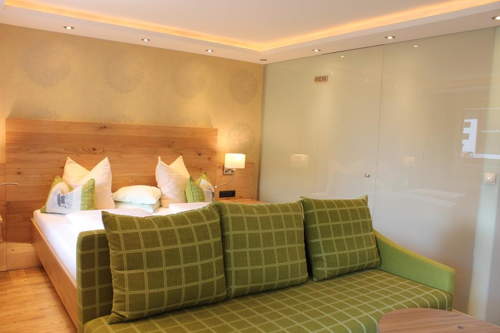 Hotel Garni Laerchenhof Lech am Arlberg Phòng bức ảnh